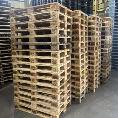 【中古】木製中古パレット　1200×800　片面使用【埼玉県三郷市】w-00077　※10枚からのご注文